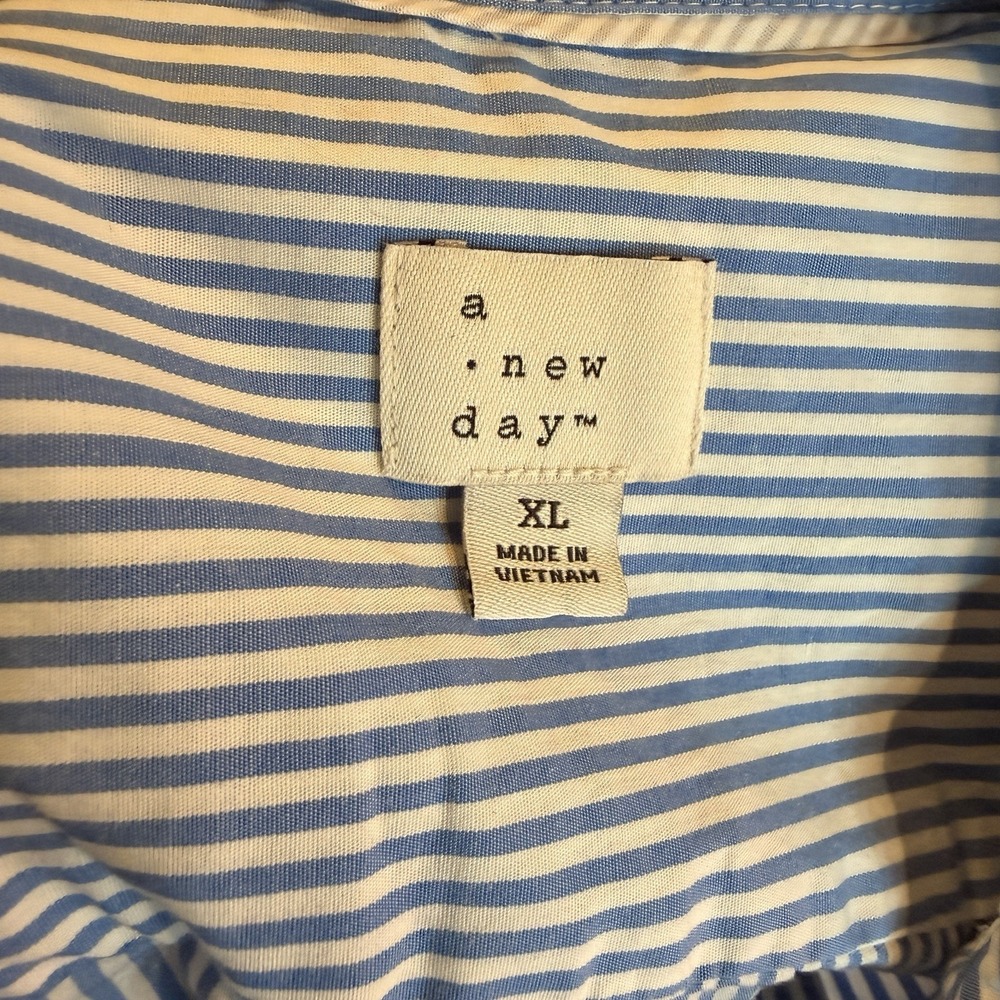 A New Day Womens Long Sleeve Button Up Shirt Blue/White Striped Size XL - Picture 6 of 7